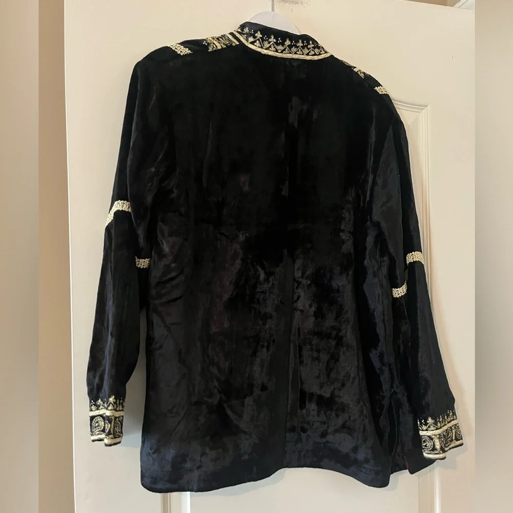 Soft surroundings Elegant Black and Gold Women's Jacket Size Small Runs Large - Picture 5 of 16
